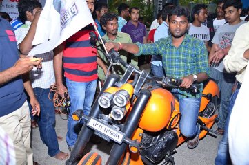 Legend Bike Auction Photos